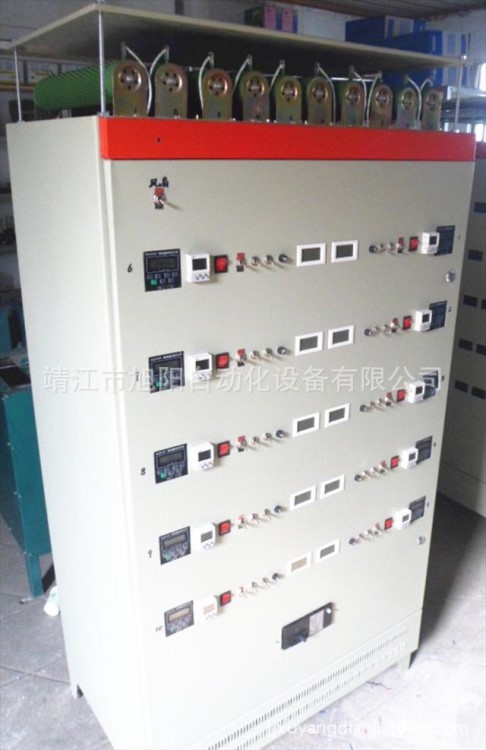 10路蓄電池自動化成機，10路微電腦自動充放電機，產自江蘇旭陽