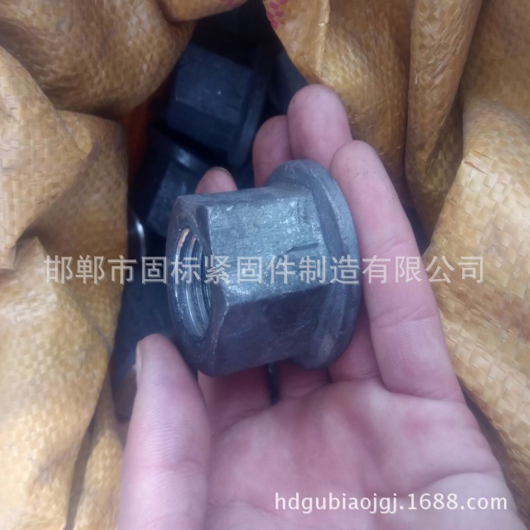 法蘭面帶墊螺母碳鋼8.8尼龍法蘭帶墊螺母GB6177六角壓板帶墊螺母