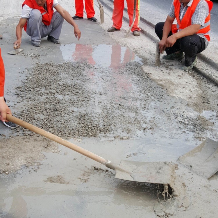 水泥混凝土修補材料 道路搶修料 薄層水泥路面快速修補料