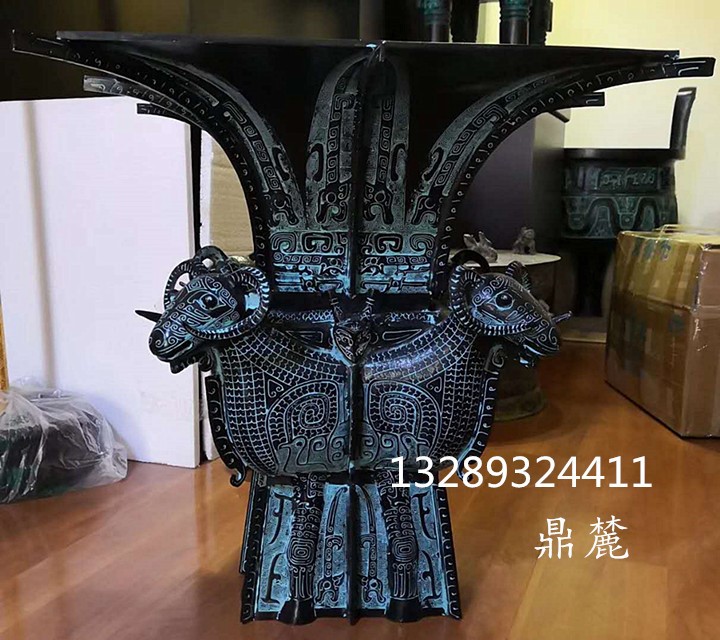 西安開業(yè)慶典 單位家居 喬遷禮品 仿古青銅器 聚財(cái)四羊方尊大擺件