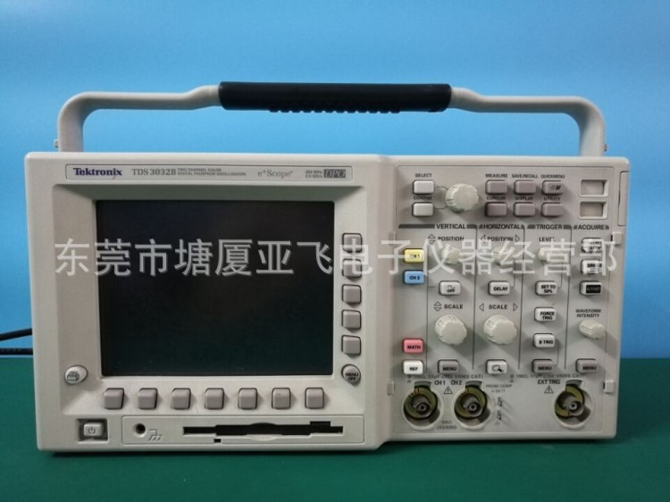 美國(guó)泰克TDS3032B數(shù)字示波器300MHz 二手成色好