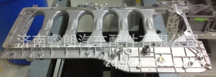 生產批發重汽豪沃汕德卡自卸車配件080V01108-0058曲軸箱過渡板