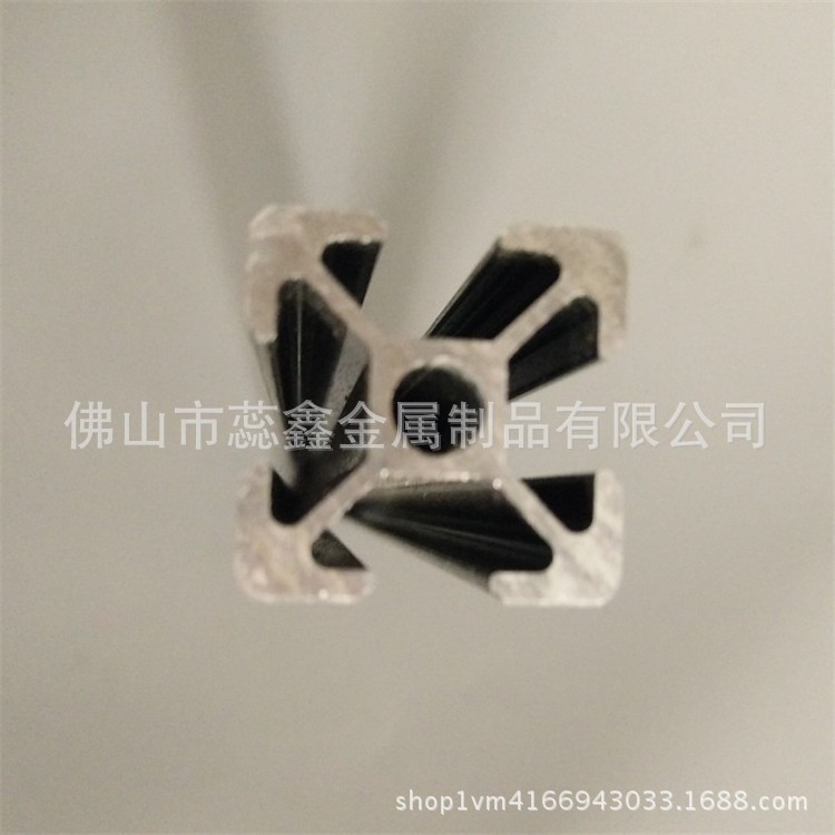6061鋁型材歐標(biāo)工業(yè)定做加工鋁合金型材鋁合金方管框架工作臺(tái)型材