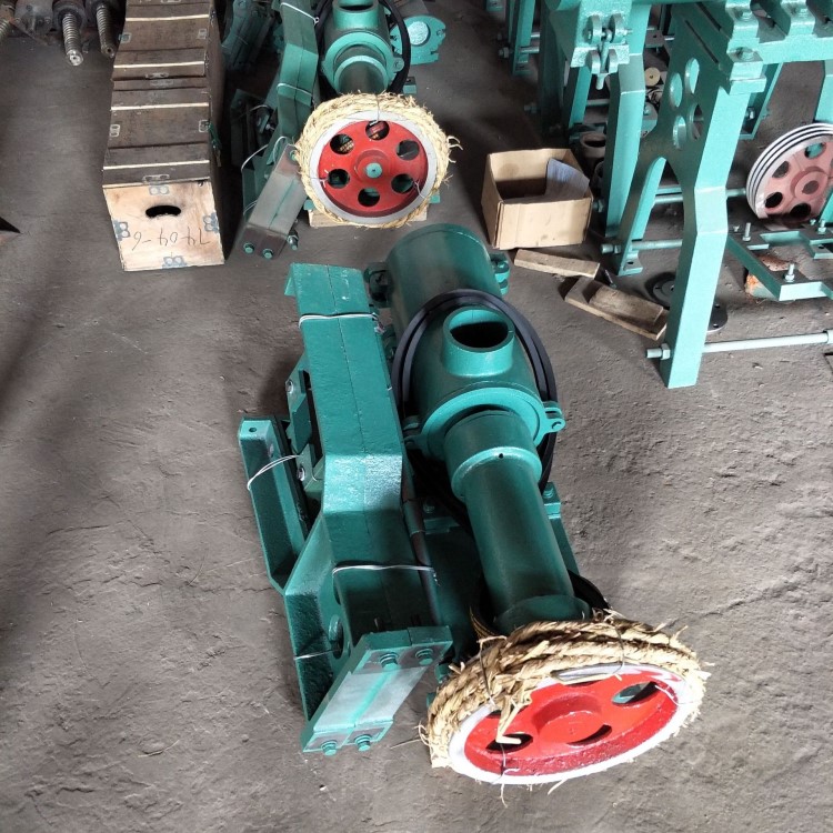 廠家供應(yīng) 米線機(jī) 多功能彩色面條機(jī) 粗糧雜糧面條食品機(jī)