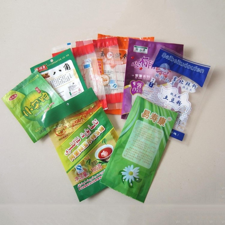 廠家供應(yīng)可定制尺寸顏色全新料彩印塑料食品包裝袋制作批發(fā)