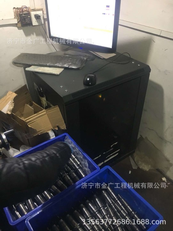 廠家低價現貨直銷沃爾沃挖掘機噴油器 沃爾沃210B挖掘機噴油嘴