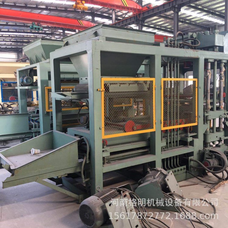 現(xiàn)貨直銷(xiāo)馬路花磚機(jī) 水泥石磨混合免燒制磚機(jī) 多功能液壓空心磚機(jī)