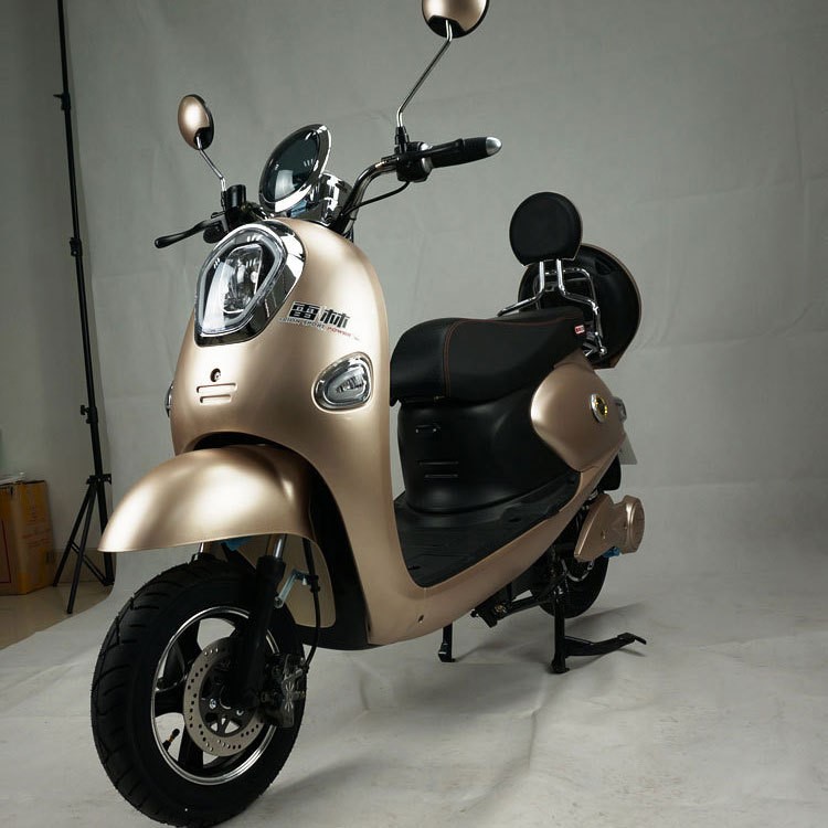 小龟电动车60v成人电动车48v电摩小龟成人电瓶车金龟4代