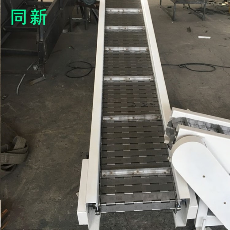 山東定制物流分揀機運行平穩棉花傳送帶擋板鏈板輸送帶鏈板輸送機