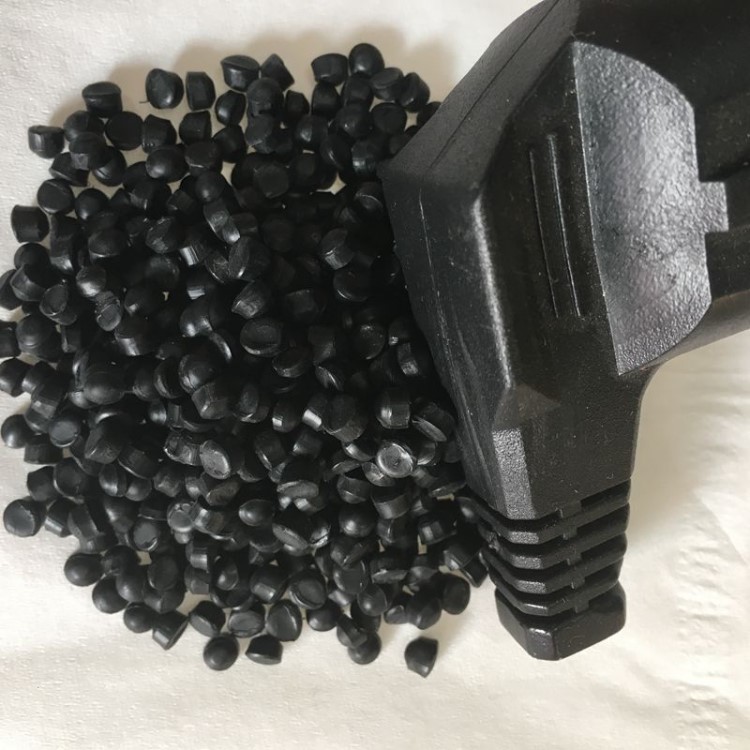 阻燃級PVC插頭料 黑色45P膠料 高流動 高光澤 歐盟環保級PVC顆粒