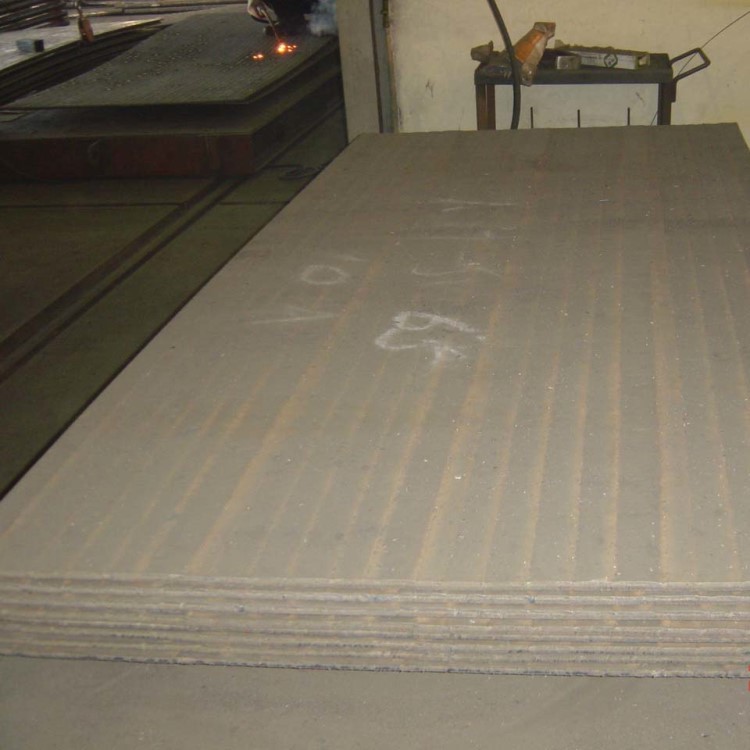 供應(yīng)礦山設(shè)備用雙金屬?gòu)?fù)合耐磨板 高耐磨復(fù)合鋼板