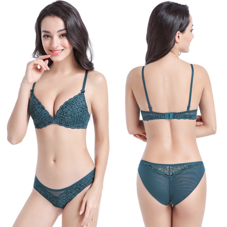 2018秋冬新款無痕無鋼圈文胸套裝性感蕾絲內(nèi)衣三角薄棉杯廠家批發(fā)