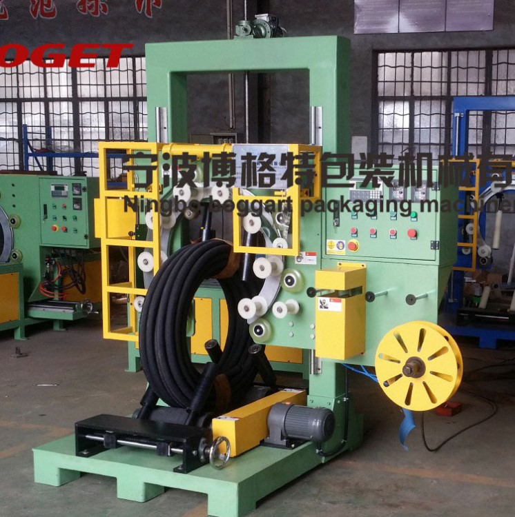 供應河北衡水地暖管包裝機 橡膠管打包機 塑料管纏繞包裝機