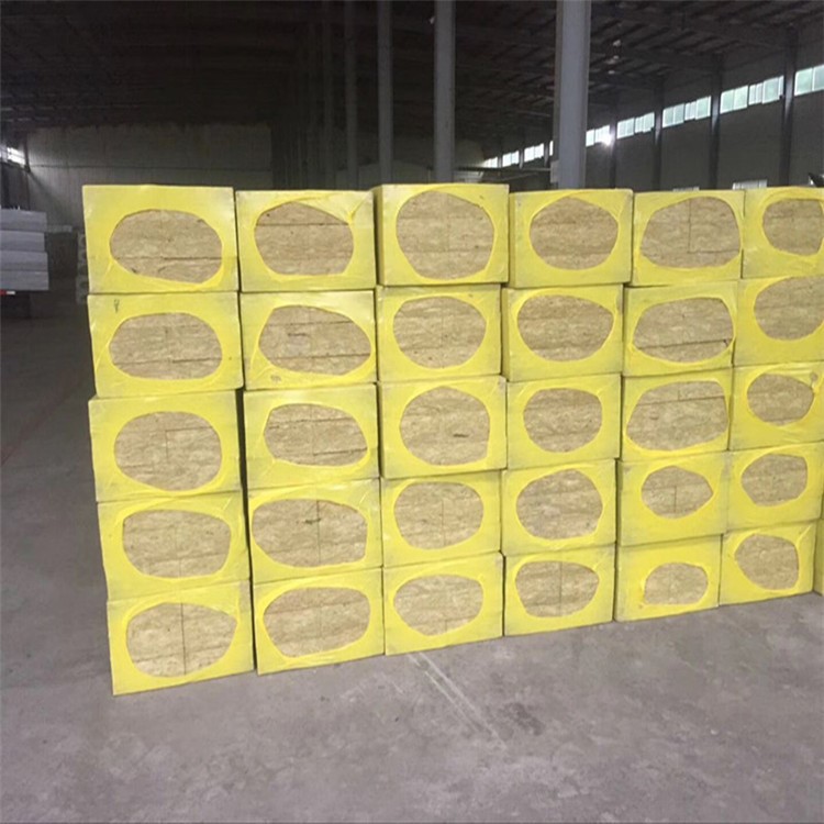 廠家現(xiàn)貨外墻保溫隔熱復合鋁箔巖棉板 高密度防火憎水巖棉夾芯板