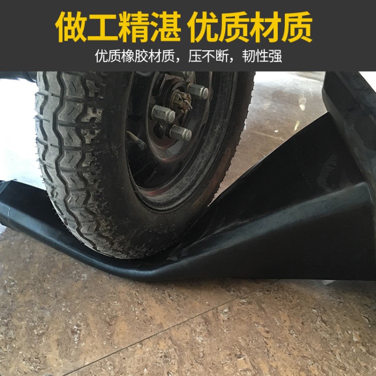 70cm加重厚橡膠方錐反光路錐請(qǐng)勿泊車停車樁路障筒桶雪糕錐警示柱