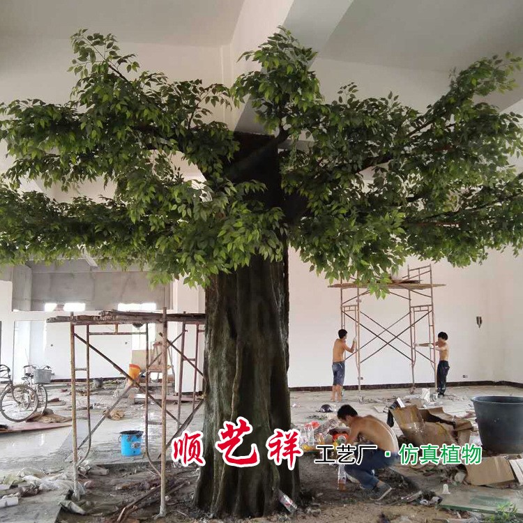 廠家直銷仿真水泥榕樹現(xiàn)場制作尺寸可自定仿真植物古榕樹室內(nèi)假樹