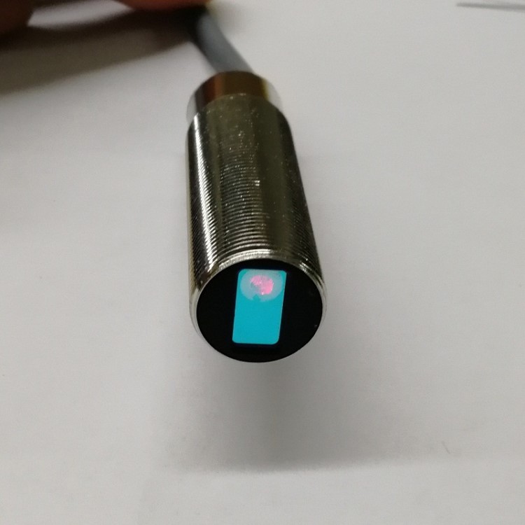 M18圓形激光漫反射光電可見光傳應器對射開關感應器NPN批發