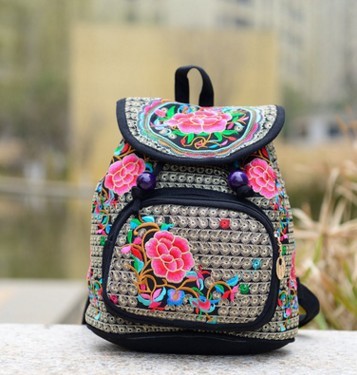 新款】春節(jié)禮品云南民族風(fēng)繡花包 個性特色時尚雙肩包批發(fā)93137