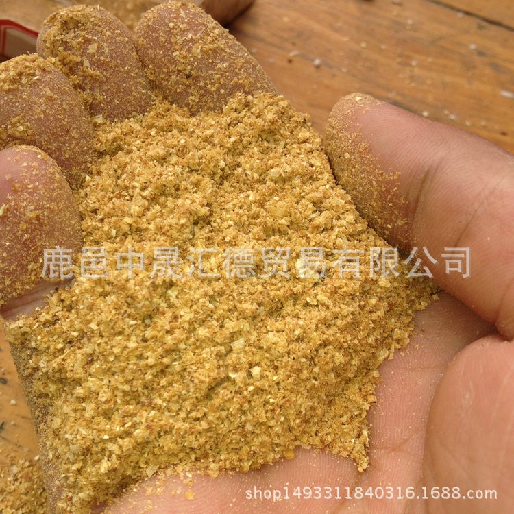 供貨批發(fā)價(jià)格合理　高蛋白糧食副產(chǎn)品　黃金鯇飼料　噴漿玉米麩