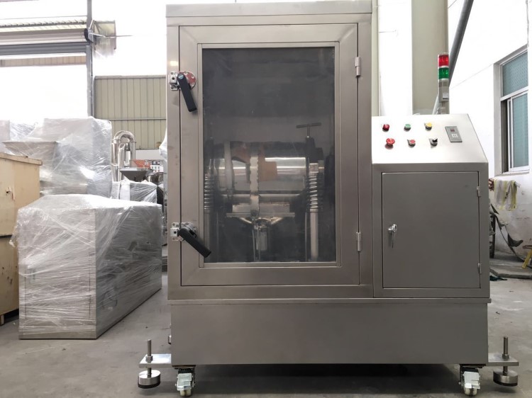 WFM系列振動式低溫超細粉碎機