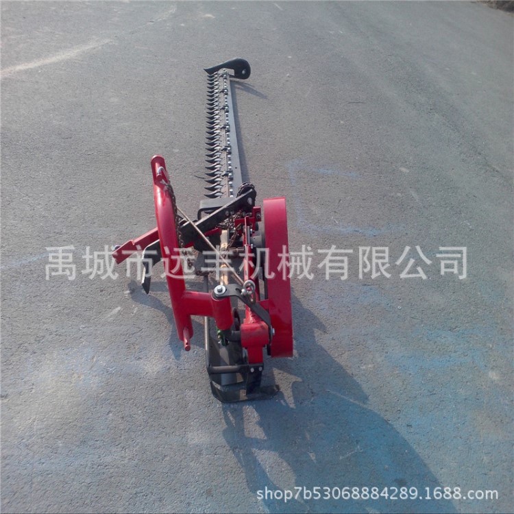 四輪后懸掛往復(fù)式割草機(jī) 偏置式曲柄連桿機(jī)構(gòu) 牧草苜蓿割草機(jī)