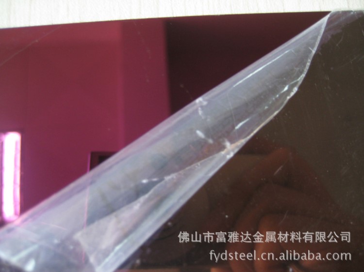 紫紅色鏡鋼,紫紅色鏡面板,佛山彩色鏡面不銹鋼板價(jià)格,紅色不銹鋼