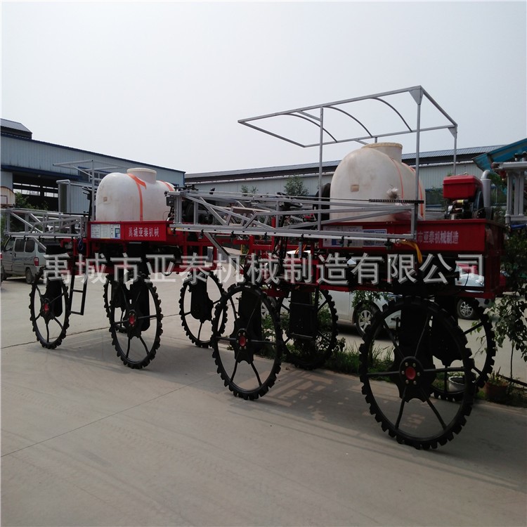 四輪四驅液壓控制自走式噴桿噴藥機ZP3禹城亞泰新型農業機械