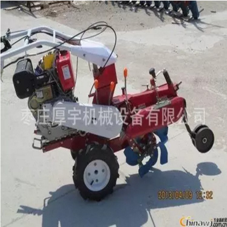 開溝機拖拉機大型手扶拖拉機農用小型四驅多功能除草機果園開溝機