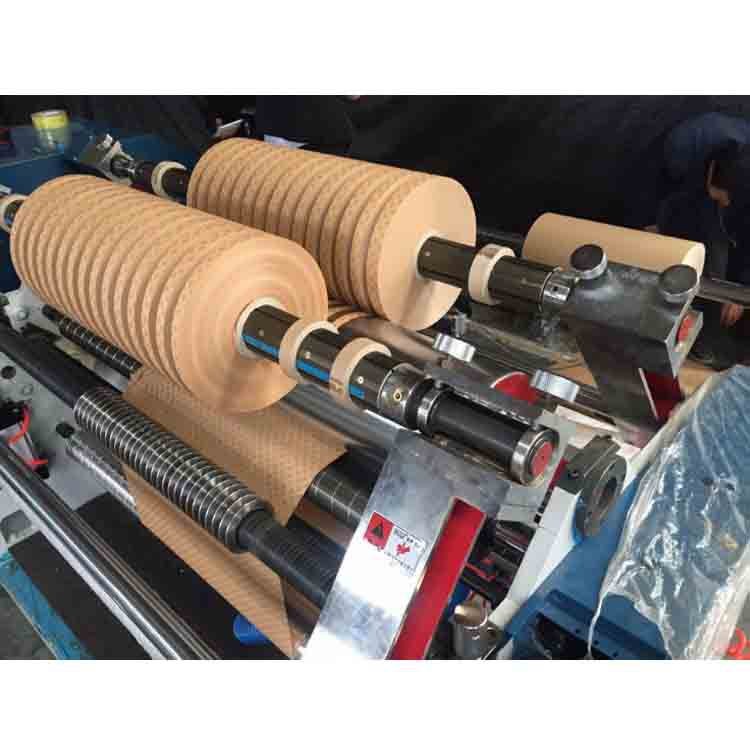 廠家直銷全自動電腦高速薄膜分切機 PVC分割機 塑料軟包裝分切機