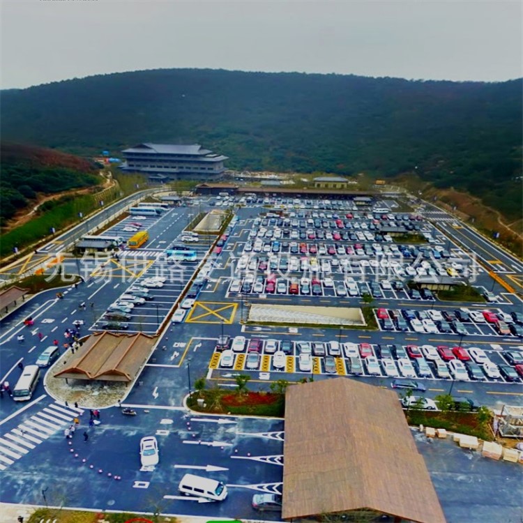 大型景區停車場車位畫線   地下停車場車位劃線 小區劃線