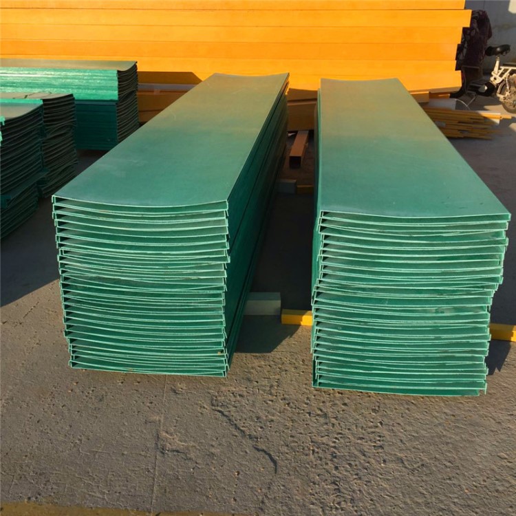 玻璃鋼廠家定制園林綠植防護(hù)板 批發(fā)綠化帶防寒擋鹽板防風(fēng)擋雪板