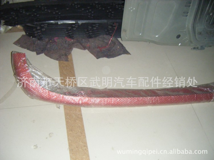 豪沃A7駕駛室、豪沃10款駕駛室、重汽陜汽保險杠，面罩、前臉、