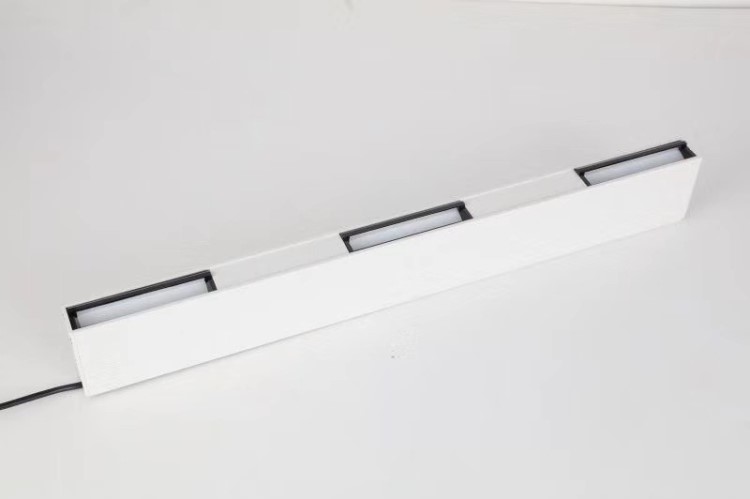 廠家直銷LED偏光線條燈 15W 25W 30W 45W 50W定制偏光線形燈