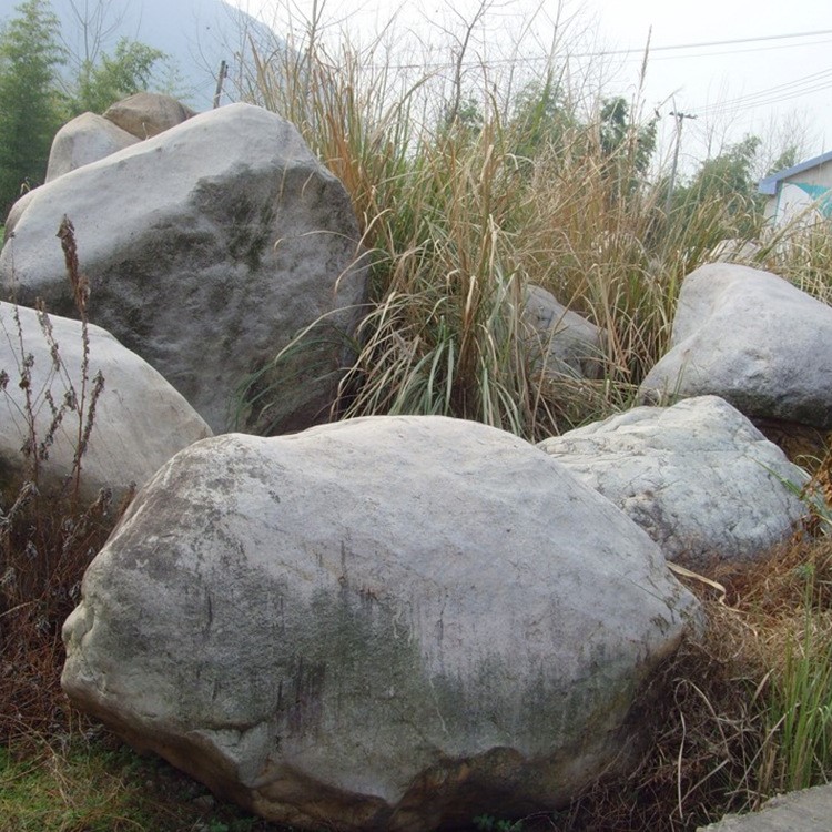 園林自然景觀石 小區(qū)公園花壇鵝卵石刻字加工 石材市場(chǎng)花崗巖批發(fā)