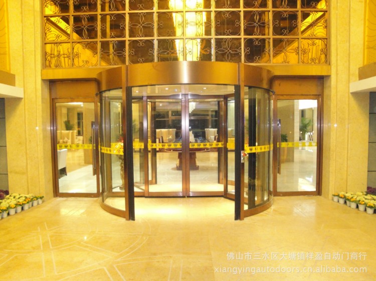 北海酒店旋轉(zhuǎn)門，北海豪華兩翼旋轉(zhuǎn)門安裝，祥盈旋轉(zhuǎn)門北海供應(yīng)