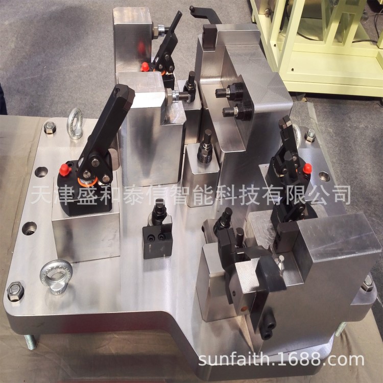 北京天津汽車零部件夾具治具檢具定制機(jī)器人行業(yè)工裝夾具治具加工