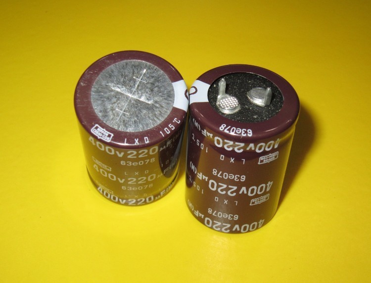 日本NIPPON 黑金剛電解電容 400v220uf 25X35mm 電源濾波電容