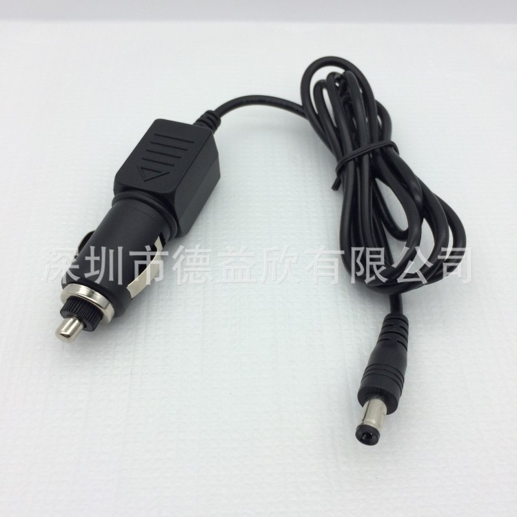 15V1A車載充電器 DC接口5521汽車應(yīng)急啟動(dòng)電源彈簧線充電車充