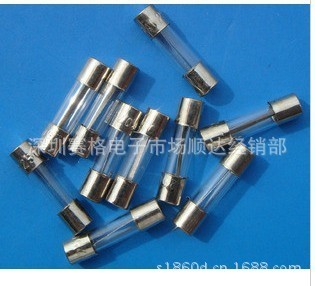 5*20 250V8A玻璃保險(xiǎn)管 玻璃保險(xiǎn)絲每盒100只