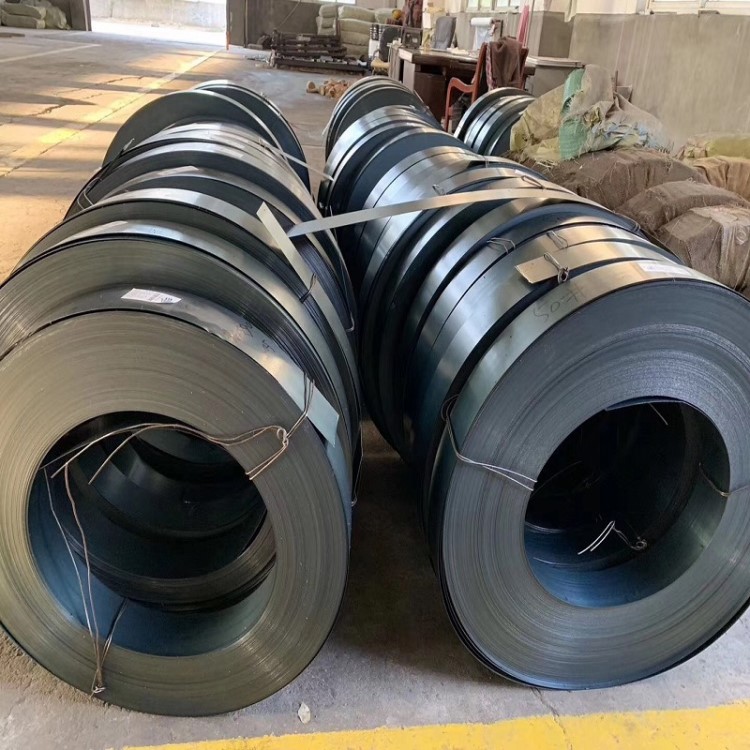 Q345B高硬度帶鋼 SK5烤藍(lán)耐磨帶鋼 現(xiàn)貨0.16-3.0mm厚冷軋帶鋼分條