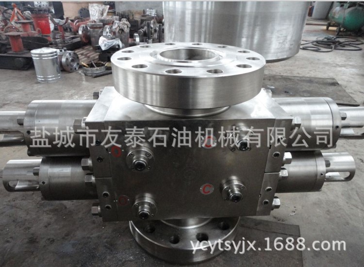 2FZ18-35液压双闸板防喷器生产厂家 环型防喷器 井控装备价格