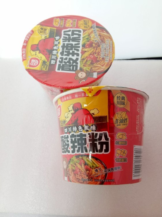 白家 108g*12桶/件酸辣粉/肥肠粉 非油炸方便粉丝 零食小吃 批发