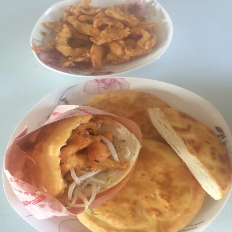 廠家供應(yīng)多功能鍋貼饃 白吉饃 肉夾饃 燒餅成型機(jī)
