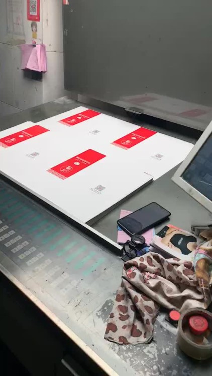 不干膠標簽貼紙定做廣告透明PVC標簽定制logo商標牛皮紙貼紙印刷