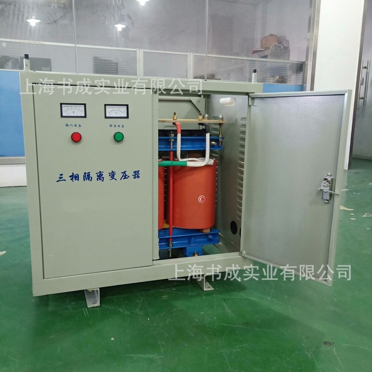 出口美國機械設備配套數(shù)控機床300KVA三相變壓器660v460v440v415v