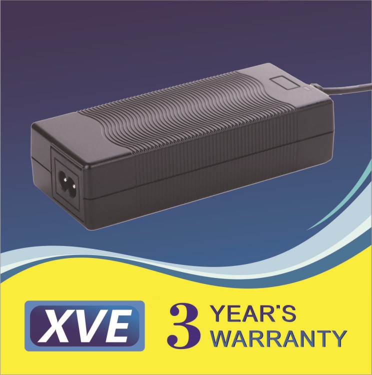 30V3A桌面式 安防監(jiān)控開關(guān)電源適配器 廠家批發(fā)質(zhì)保3年
