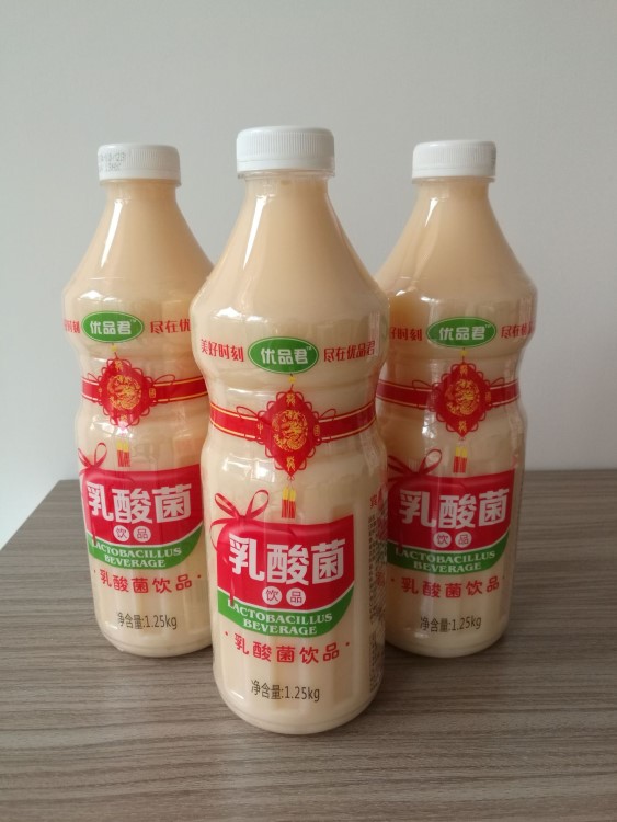 新產(chǎn)品1.25L大瓶原味優(yōu)品君乳酸菌產(chǎn)品　果汁牛奶　奶茶飲料招商