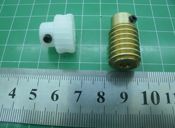 小蝸桿蝸輪1M 直流減速電機遙控玩具塑料渦輪組件自鎖機構1:20