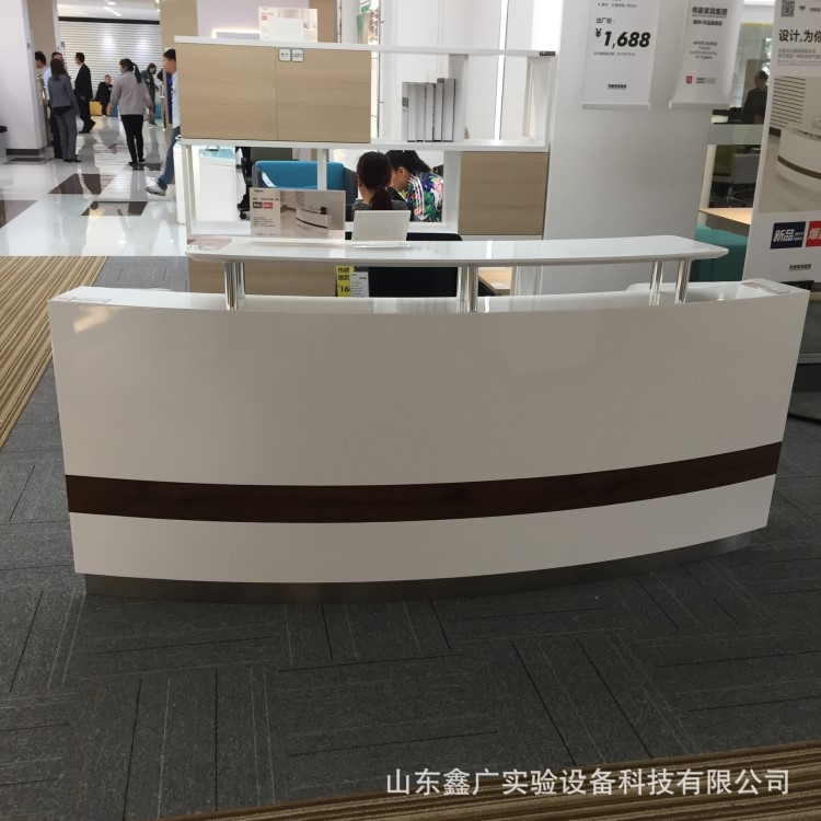 濰坊廠家時尚弧形烤漆前臺 公司接待迎賓服務臺 亮光白收銀臺偉豪