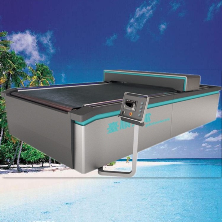 鞍山遼寧撫順pu毛絨面料激光打孔切割機箱包人造革雕刻機